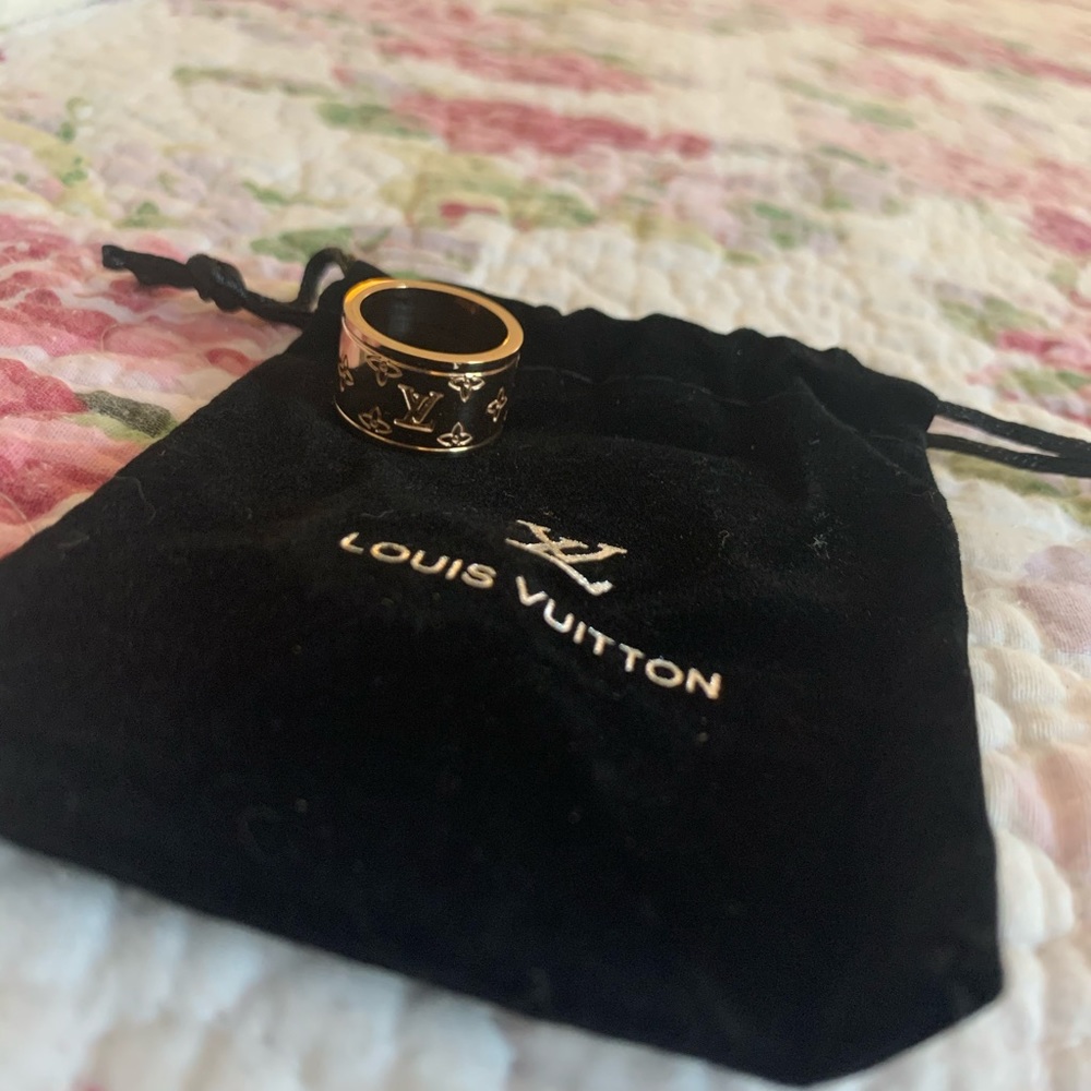 Louis Vuitton Rose Gold Colored Ring Size 5